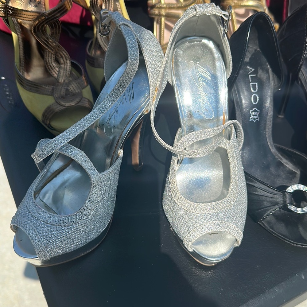 Size 5.5 Micheal Angelo Heels
